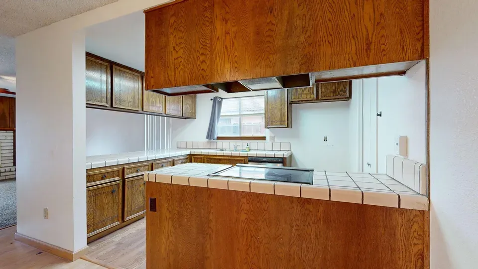 3 Bed 2 Bath Modern Contemporary Residence in Modesto, CA - 4