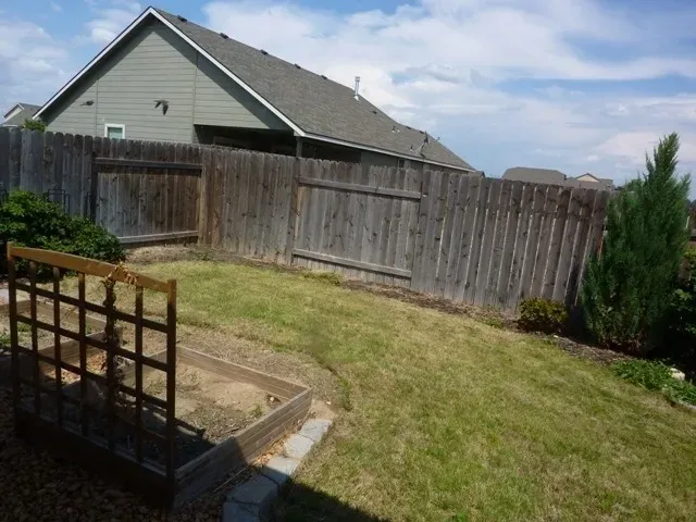 3 Bed 2 Bath Modern Contemporary Residence in Nampa, ID - 5