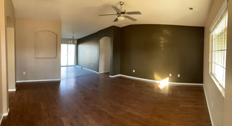 3 Bed 2 Bath Modern Contemporary Residence in Nampa, ID - 2
