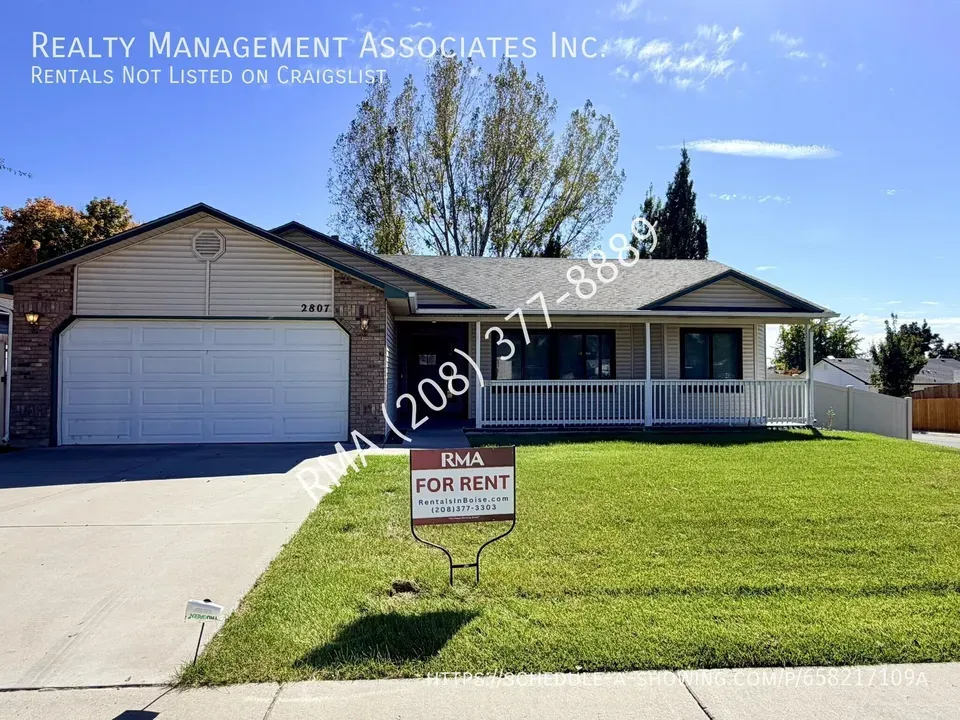 3 Bed 2 Bath Modern Contemporary Residence in Nampa, ID
