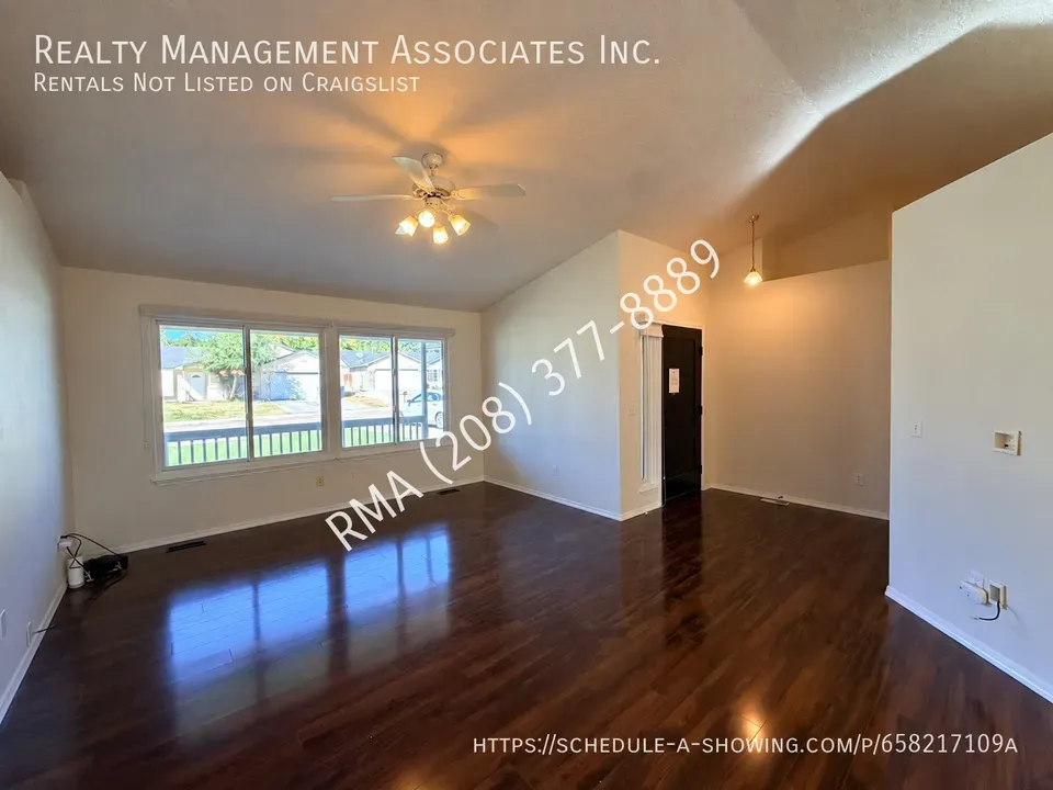 3 Bed 2 Bath Modern Contemporary Residence in Nampa, ID - 4