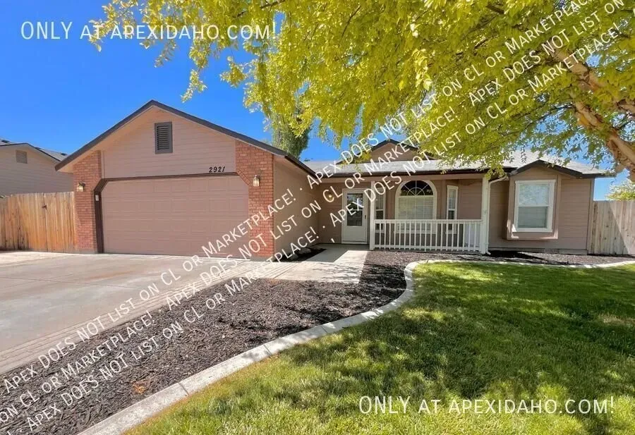 3 Bed 2 Bath Modern Contemporary Residence in Nampa, ID - 1