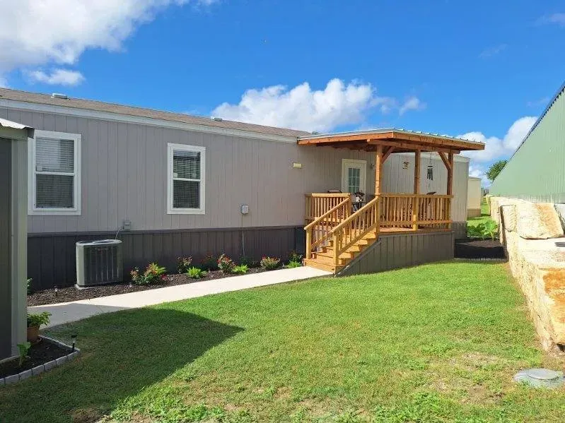 3 Bed 2 Bath Modern Contemporary Residence in New Braunfels, TX