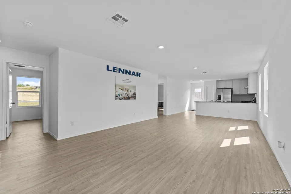 3 Bed 2 Bath Modern Contemporary Residence in New Braunfels, TX - 3