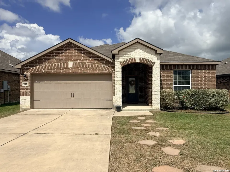 3 Bed 2 Bath Modern Contemporary Residence in New Braunfels, TX - 1