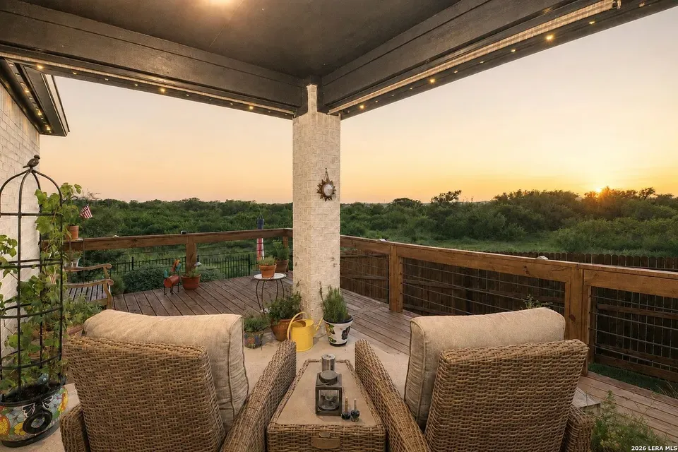 3 Bed 2 Bath Modern Contemporary Residence in New Braunfels, TX - 1