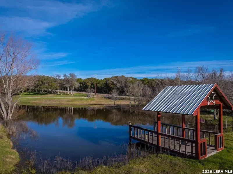 3 Bed 2 Bath Modern Contemporary Residence in New Braunfels, TX