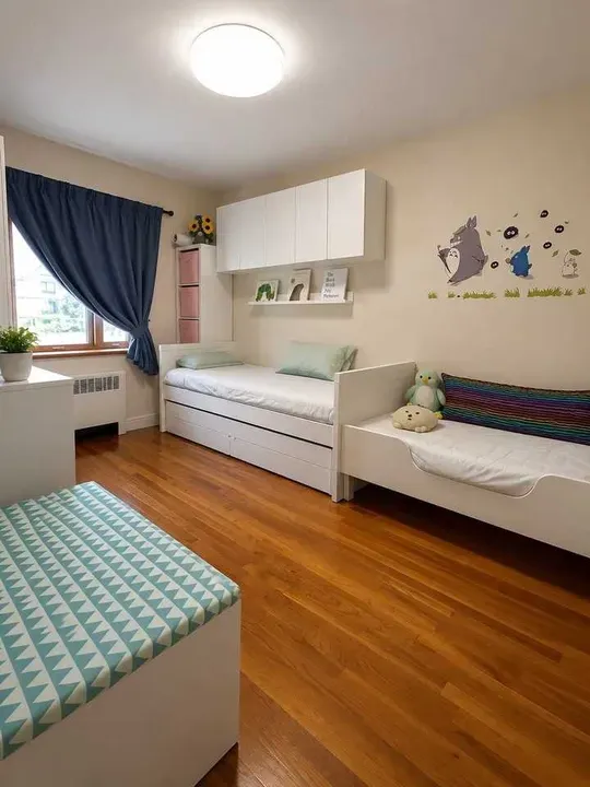 3 Bed 2 Bath Modern Contemporary Residence in New York, NY - 3