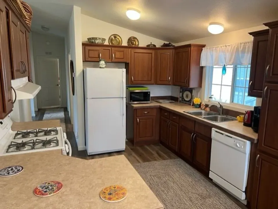 3 Bed 2 Bath Modern Contemporary Residence in Santa Cruz, CA - 4