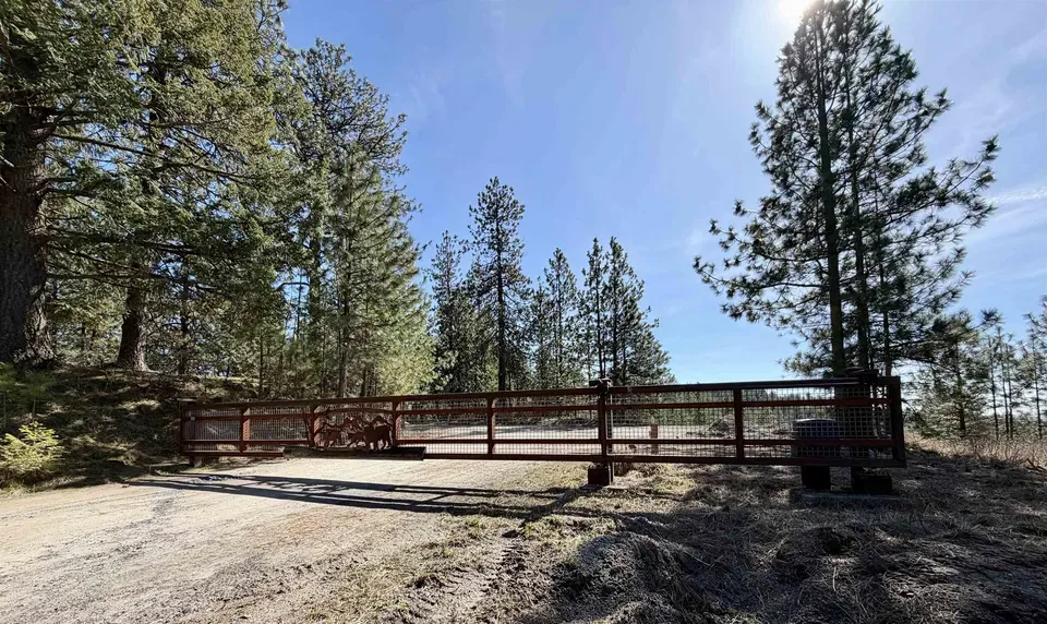 3 Bed 2 Bath Modern Contemporary Residence in Spokane, WA
