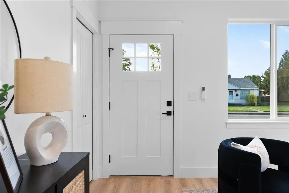 3 Bed 2 Bath Modern Contemporary Residence in Spokane, WA - 4