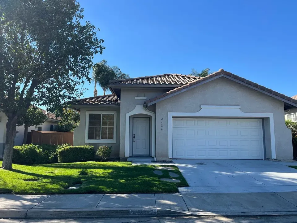 3 Bed 2 Bath Modern Contemporary Residence in Temecula, CA - 1