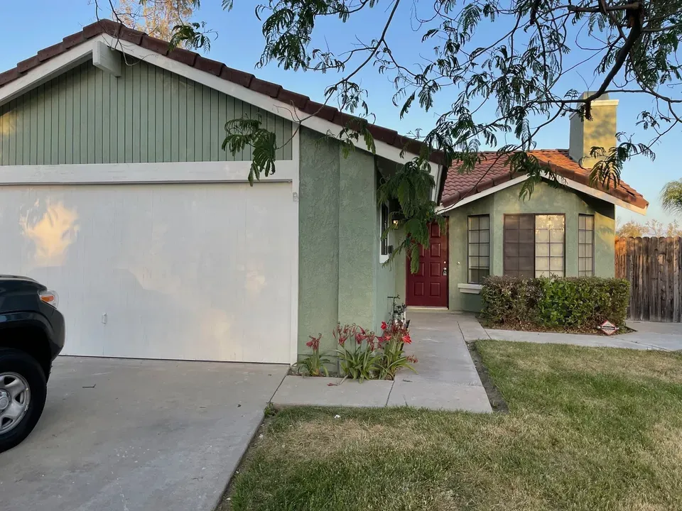 3 Bed 2 Bath Modern Contemporary Residence in Temecula, CA