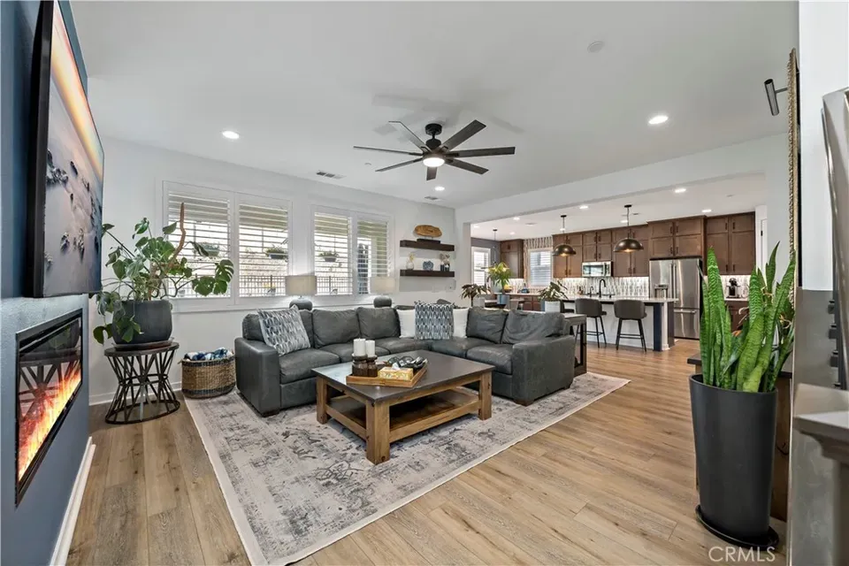 3 Bed 2 Bath Modern Contemporary Residence in Temecula, CA - 4