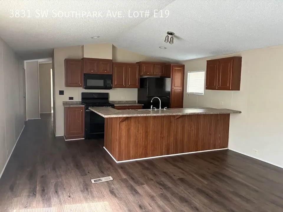 3 Bed 2 Bath Modern Contemporary Residence in Topeka, KS - 3