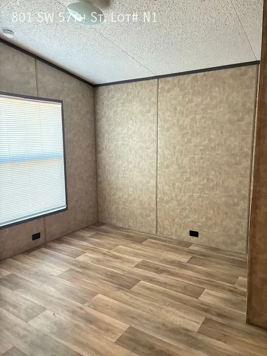 3 Bed 2 Bath Modern Contemporary Residence in Topeka, KS - 4