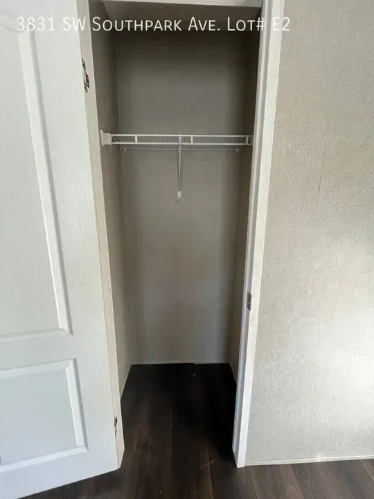 3 Bed 2 Bath Modern Contemporary Residence in Topeka, KS - 4