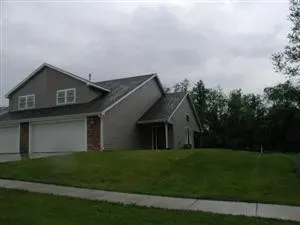 3 Bed 2 Bath Modern Contemporary Residence in Topeka, KS - 1