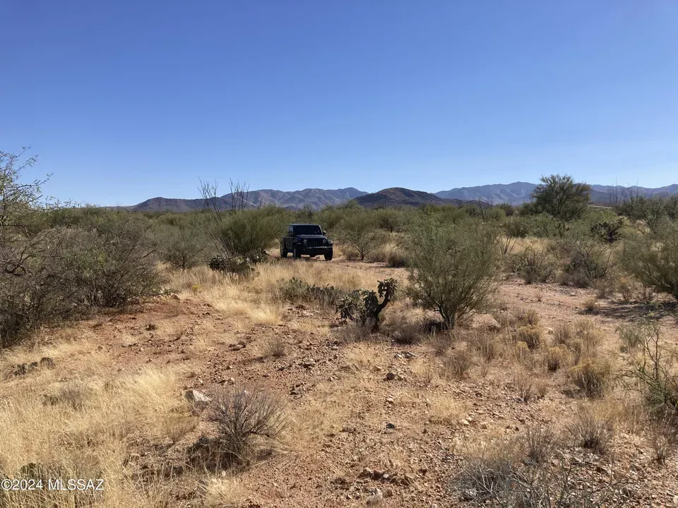 3 Bed 2 Bath Modern Contemporary Residence in Tucson, AZ - 2