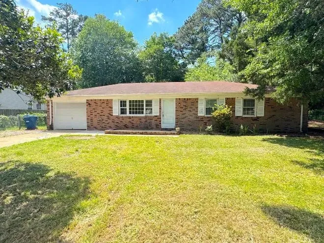 3 Bed 2 Bath Modern Contemporary Residence in Virginia Beach, VA