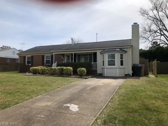 3 Bed 2 Bath Modern Contemporary Residence in Virginia Beach, VA - 2