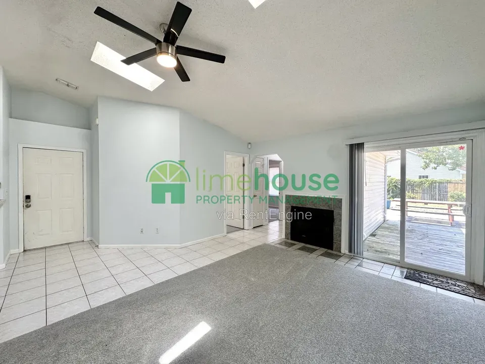 3 Bed 2 Bath Modern Contemporary Residence in Virginia Beach, VA - 2
