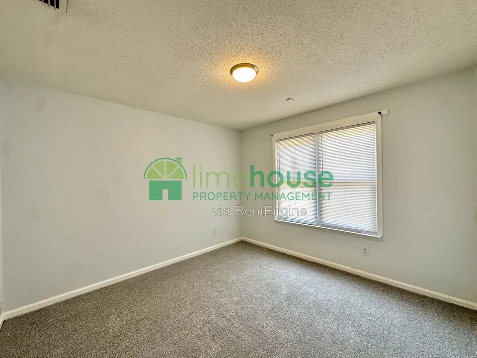 3 Bed 2 Bath Modern Contemporary Residence in Virginia Beach, VA - 5
