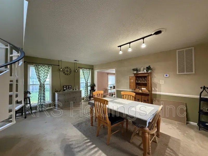 3 Bed 2 Bath Modern Contemporary Residence in Virginia Beach, VA - 3