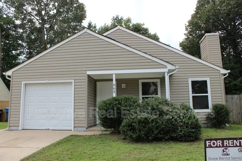 3 Bed 2 Bath Modern Contemporary Residence in Virginia Beach, VA