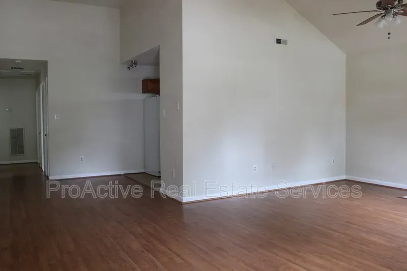 3 Bed 2 Bath Modern Contemporary Residence in Virginia Beach, VA - 2