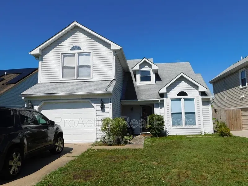 3 Bed 2 Bath Modern Contemporary Residence in Virginia Beach, VA