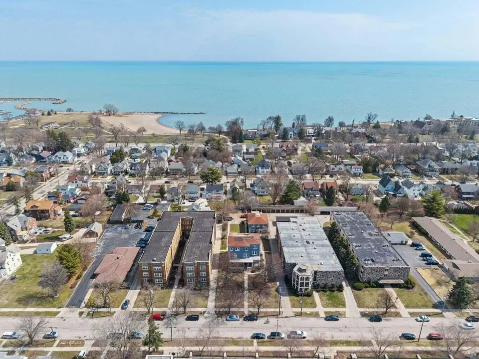 3 Bed 2 Bath Multi-Unit Residential Property in Kenosha, WI - 3