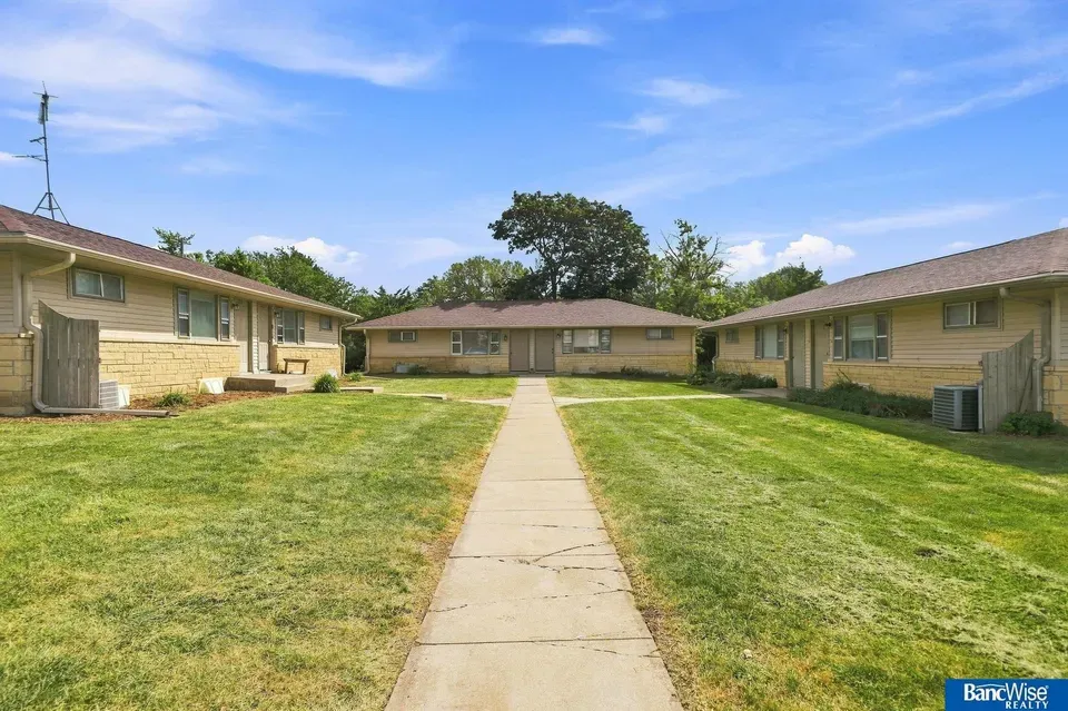 3 Bed 2 Bath Multi-Unit Residential Property in Lincoln, NE - 2