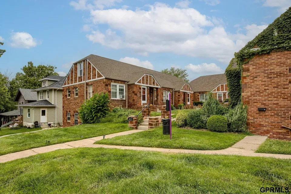 3 Bed 2 Bath Multi-Unit Residential Property in Omaha, NE - 3