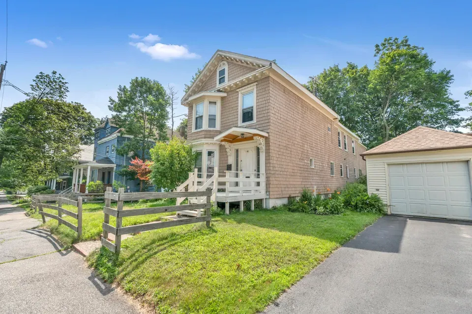 3 Bed 2 Bath Multi-Unit Residential Property in Portland, ME - 1