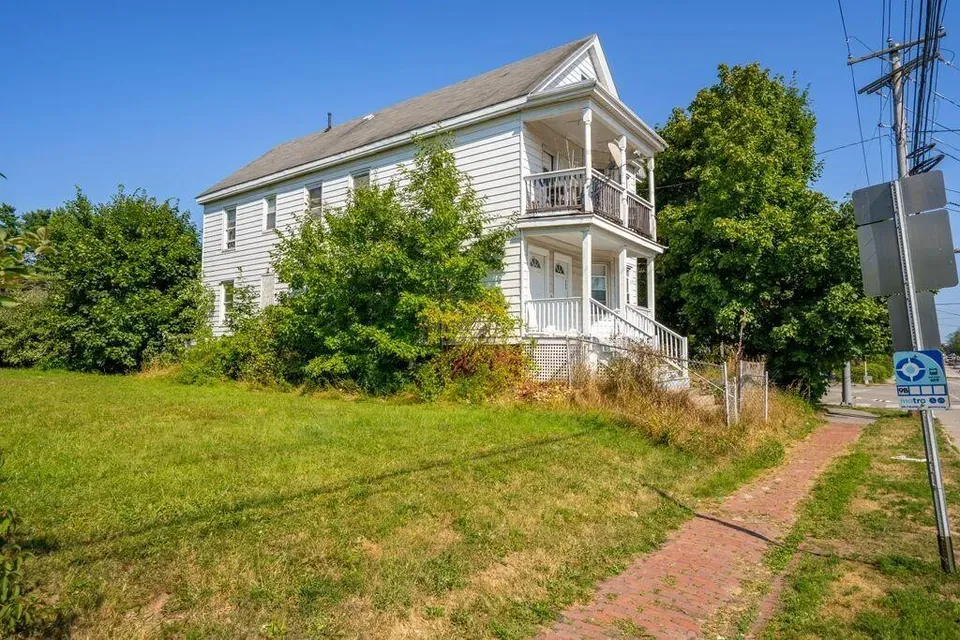 3 Bed 2 Bath Multi-Unit Residential Property in Portland, ME - 4