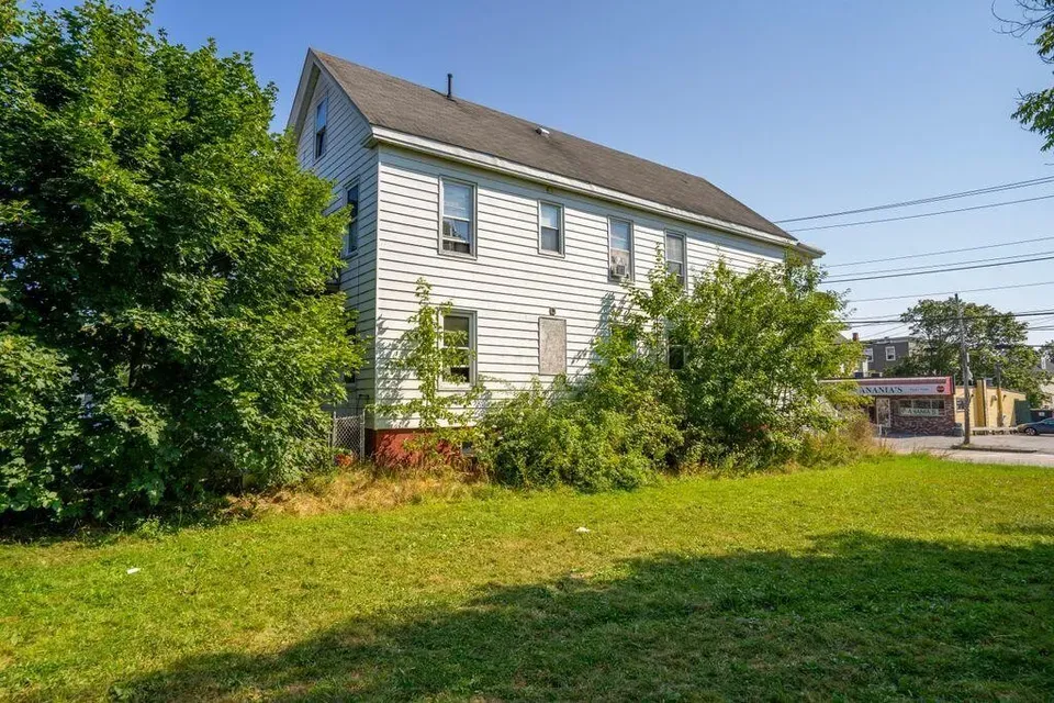 3 Bed 2 Bath Multi-Unit Residential Property in Portland, ME - 5