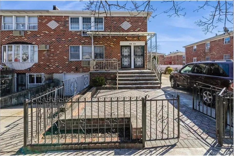 3 Bed 2 Bath Multi-Unit Residential Property in Queens, NY - 2