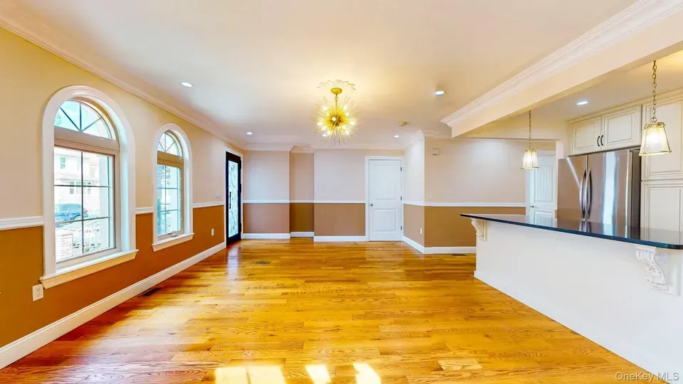 3 Bed 2 Bath Multi-Unit Residential Property in Queens, NY - 3