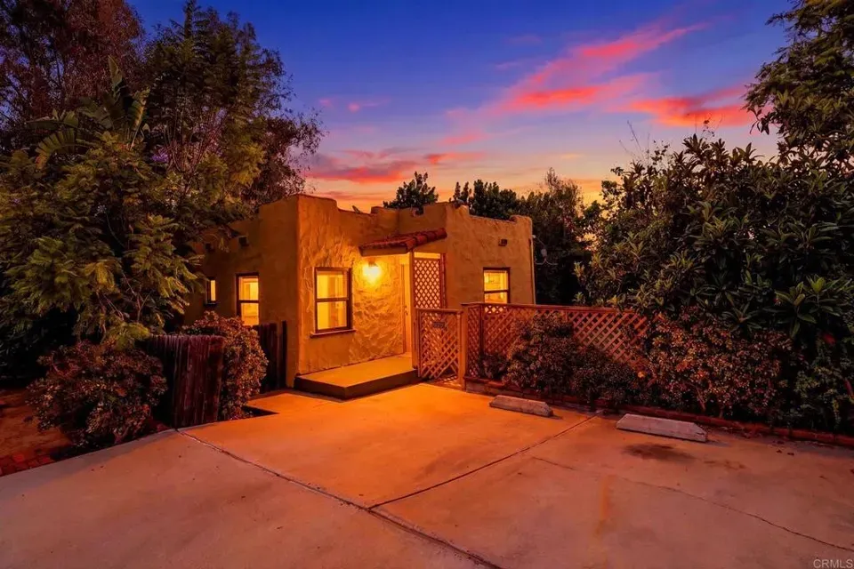 3 Bed 2 Bath Multi-Unit Residential Property in San Diego, CA - 2