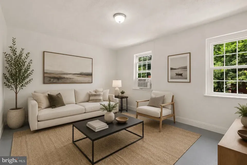 3 Bed 2 Bath Multi-Unit Residential Property in Washington, DC - 4