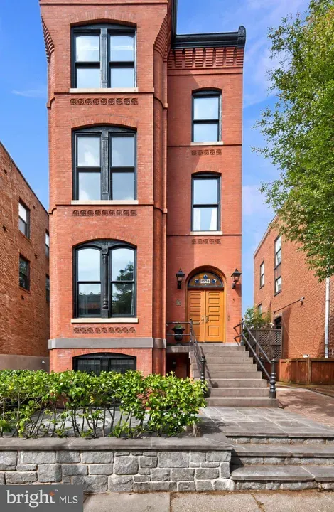 3 Bed 2 Bath Multi-Unit Residential Property in Washington, DC