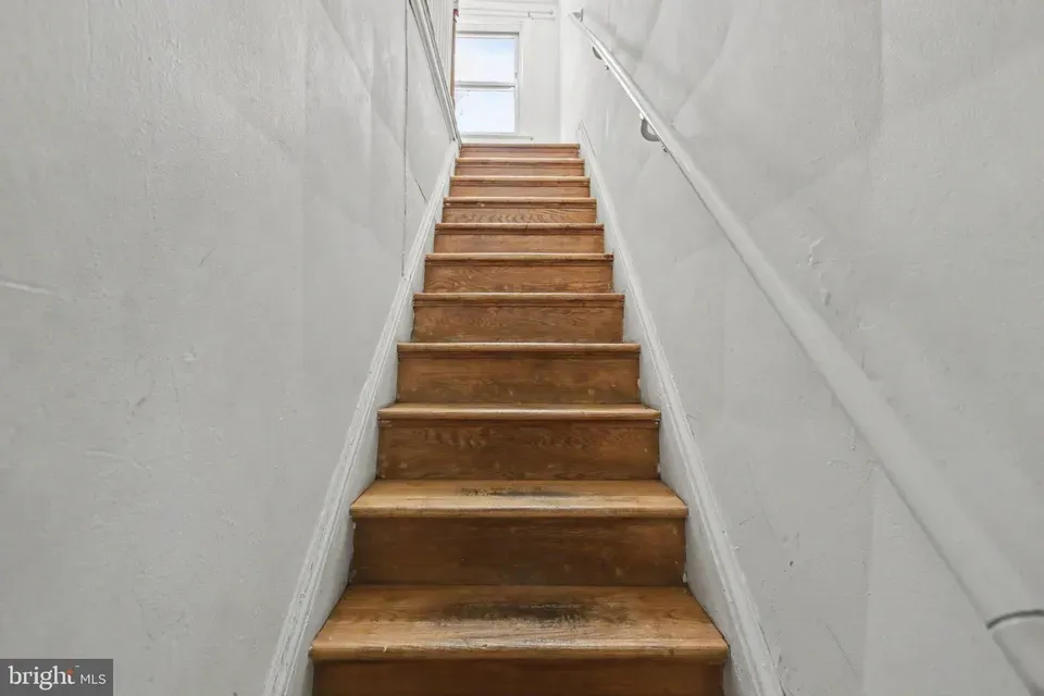 3 Bed 2 Bath Multi-Unit Residential Property in Washington, DC - 2