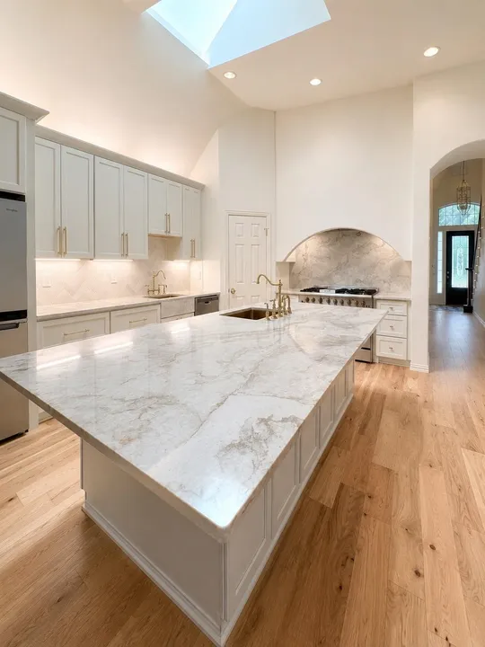 3 Bed 2 Bath Traditional Craftsman in Dallas, TX
