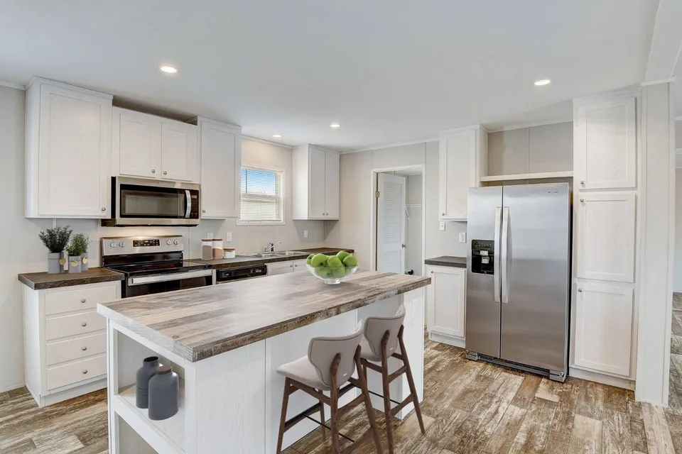 3 Bed 2 Bath Traditional Craftsman in Houston, TX
