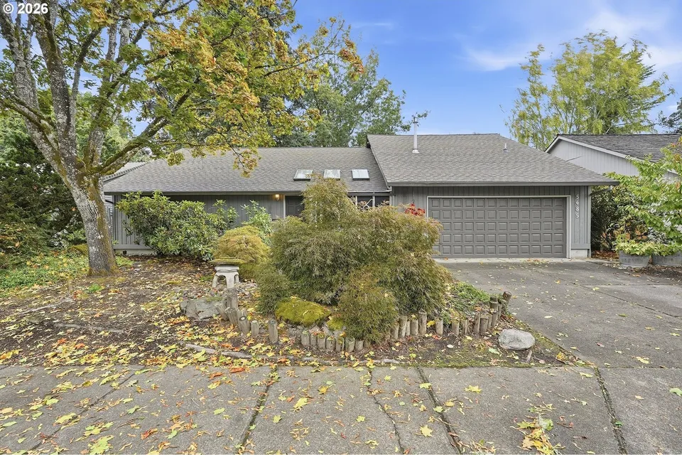 3 Bed 2 Bath Traditional Craftsman in Portland, OR