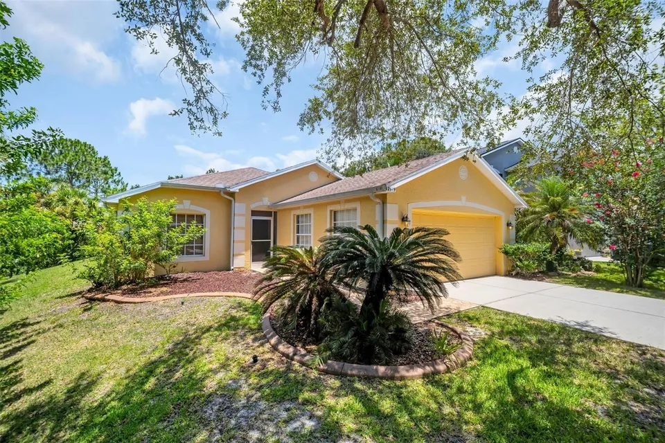3 Bed 2 Bath Traditional Craftsman in Tampa, FL