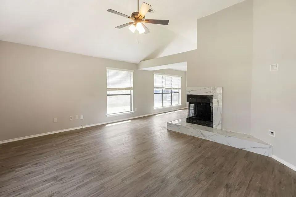 3 Bed 2 Bath Traditional Suburban Family Home in Allen, TX - 4