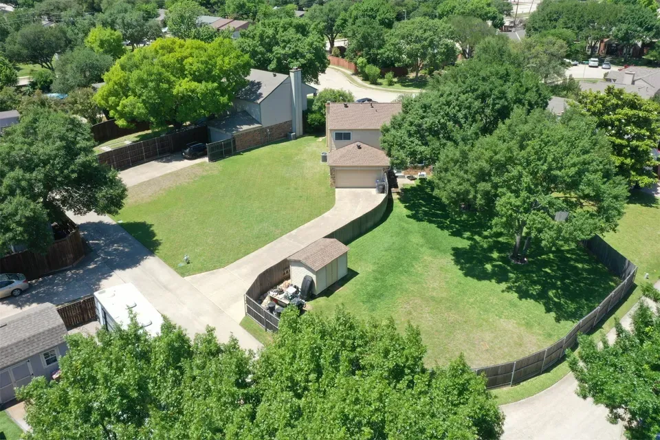3 Bed 2 Bath Traditional Suburban Family Home in Allen, TX - 3