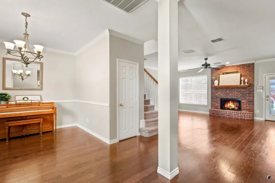 3 Bed 2 Bath Traditional Suburban Family Home in Allen, TX - 5
